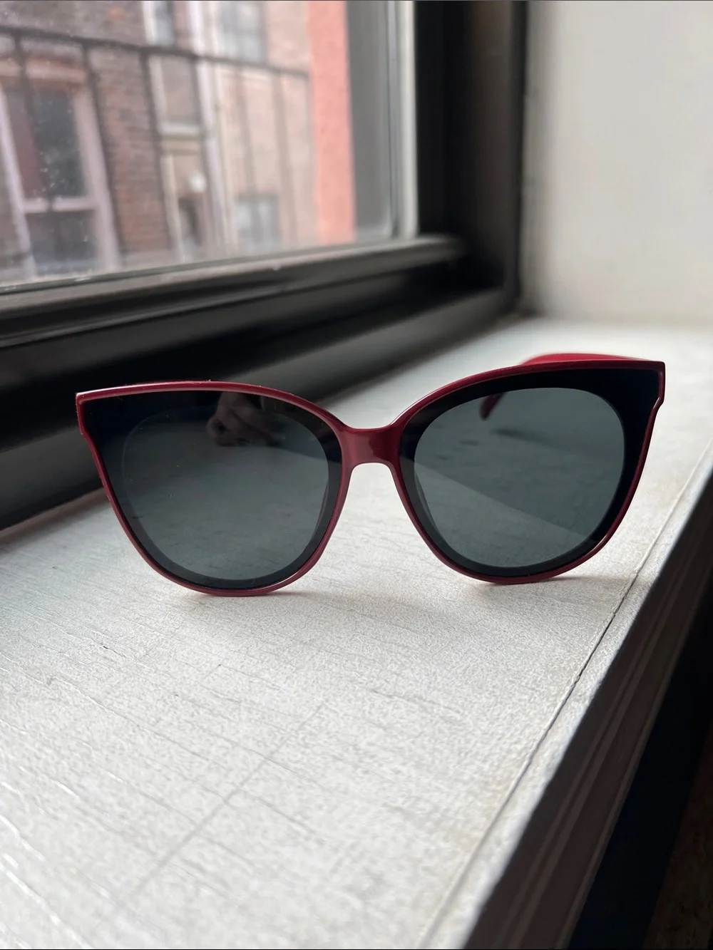 Women's Cat-Eye Sunglasses in Wine Red